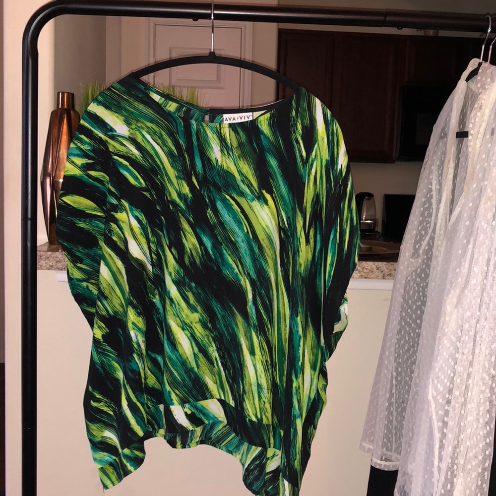 Ava & Viv Gorgeous Sleeveless Blouse